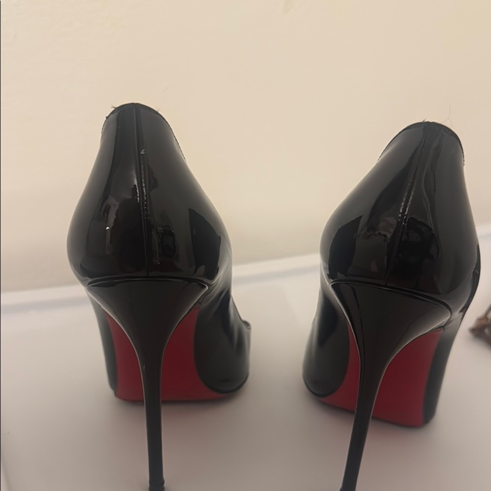 Elegant Black Stiletto Heels